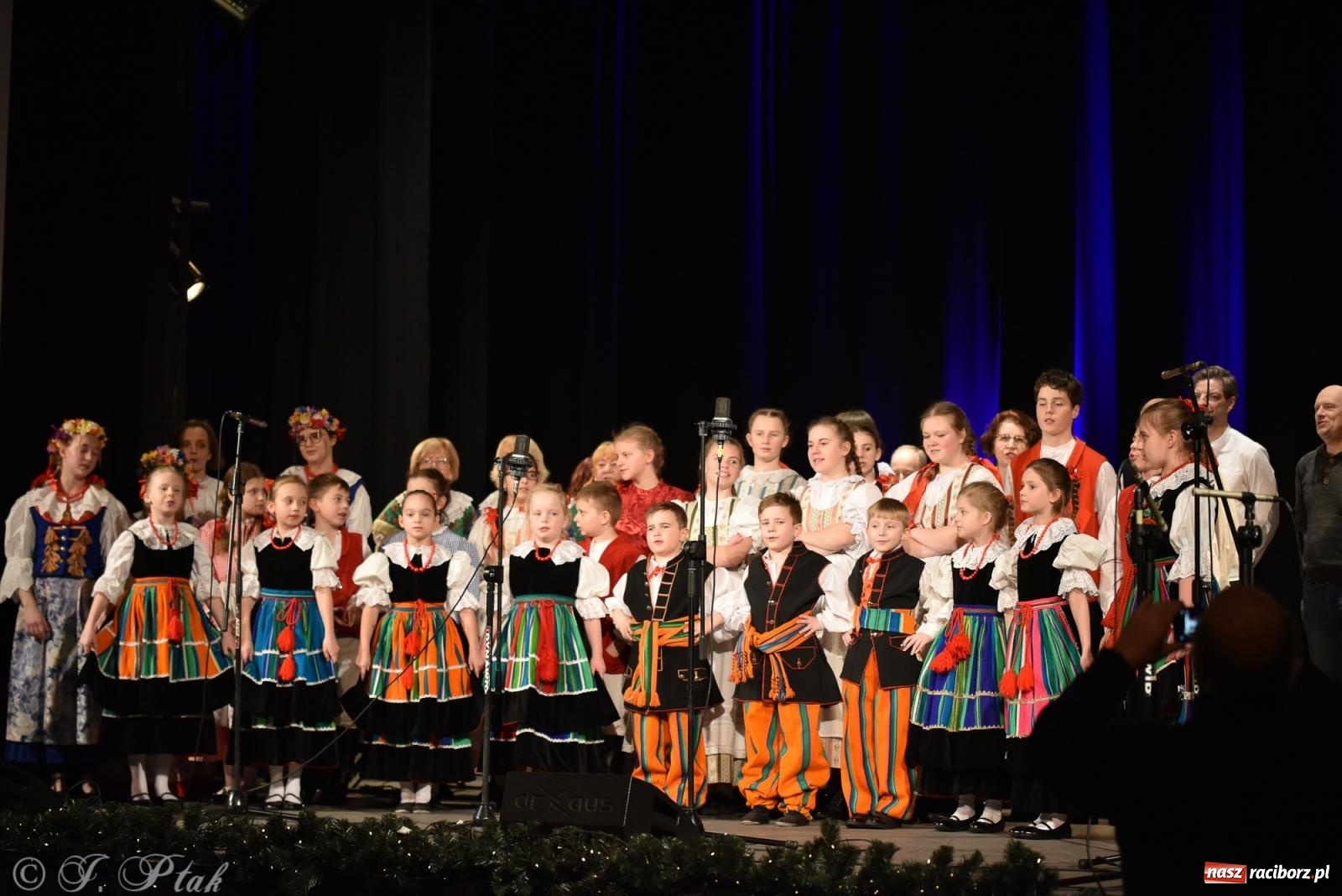 Zdjęcie w galerii na portalu naszraciborz.pl: Czesko-polski koncert kolędowy w Strzesze wiadomości z regionu