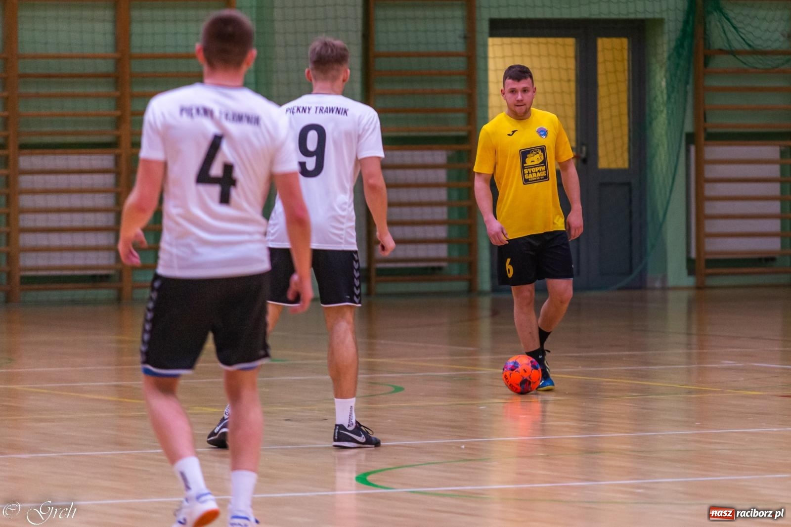 Zdjęcie w galerii na portalu naszraciborz.pl: Pierwszoligowe emocje w HLPN [FOTO] wiadomości z regionu