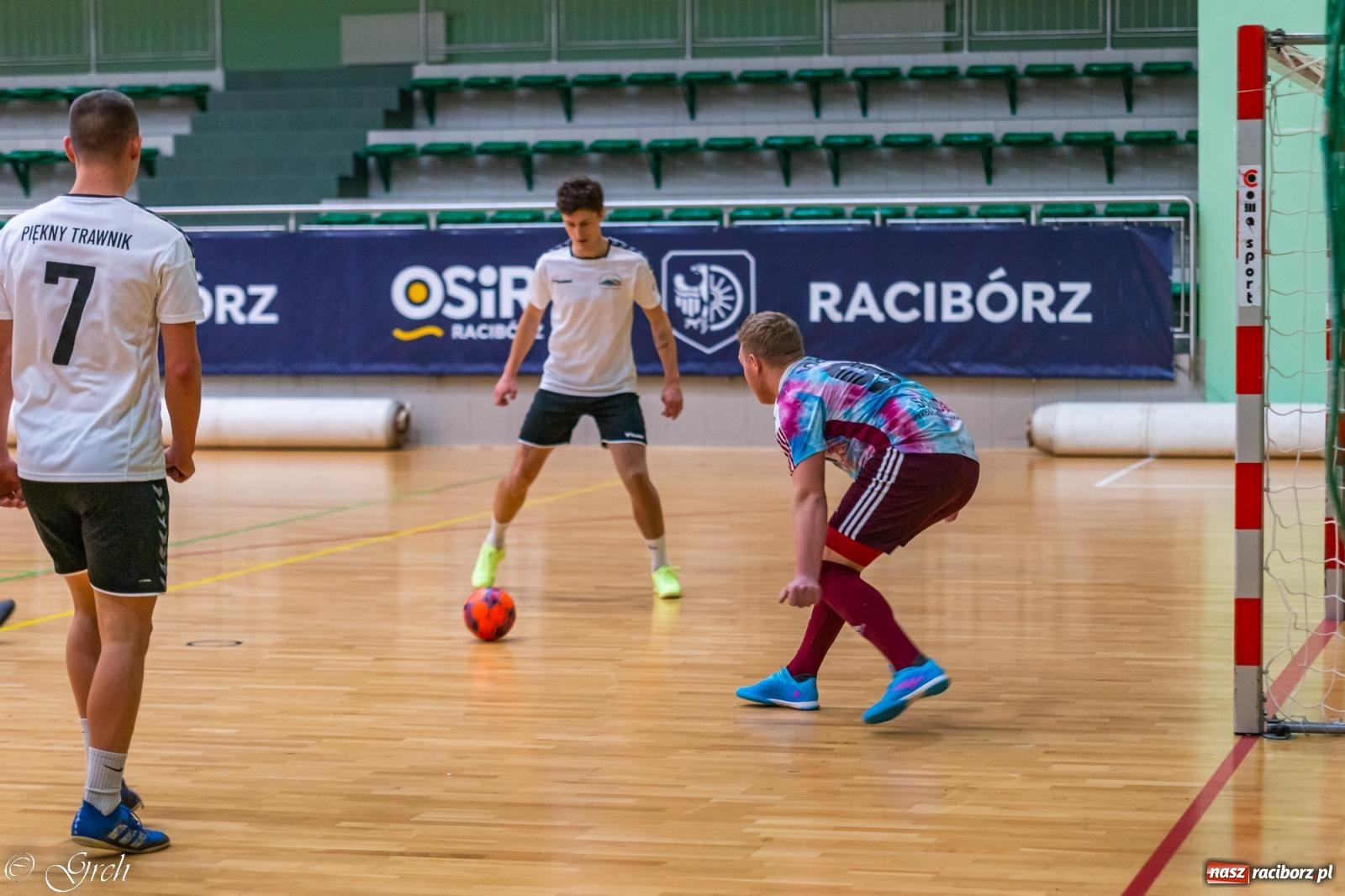 Zdjęcie w galerii na portalu naszraciborz.pl: Pierwszoligowe emocje w HLPN [FOTO] wiadomości z regionu