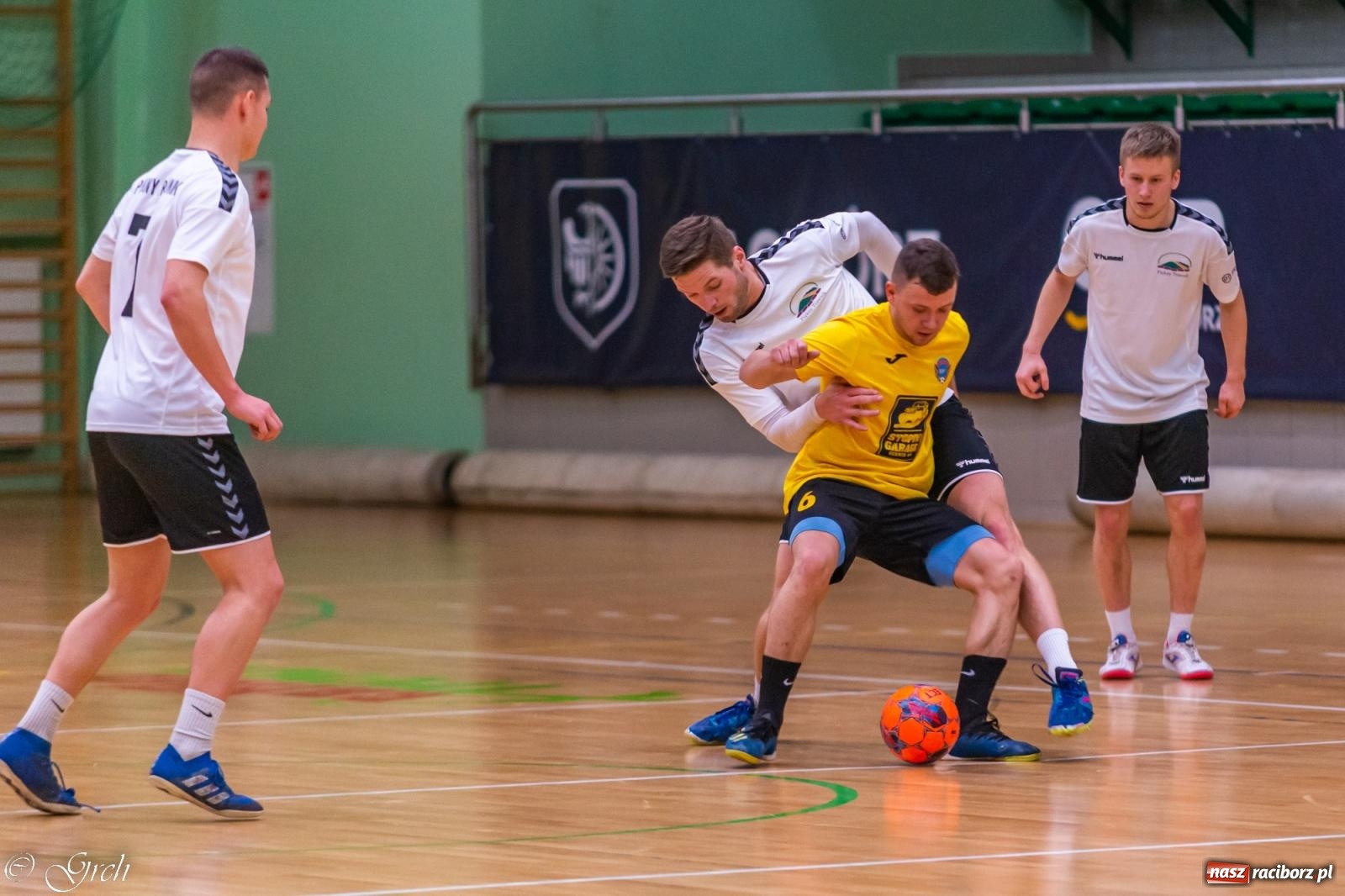 Zdjęcie w galerii na portalu naszraciborz.pl: Pierwszoligowe emocje w HLPN [FOTO] wiadomości z regionu