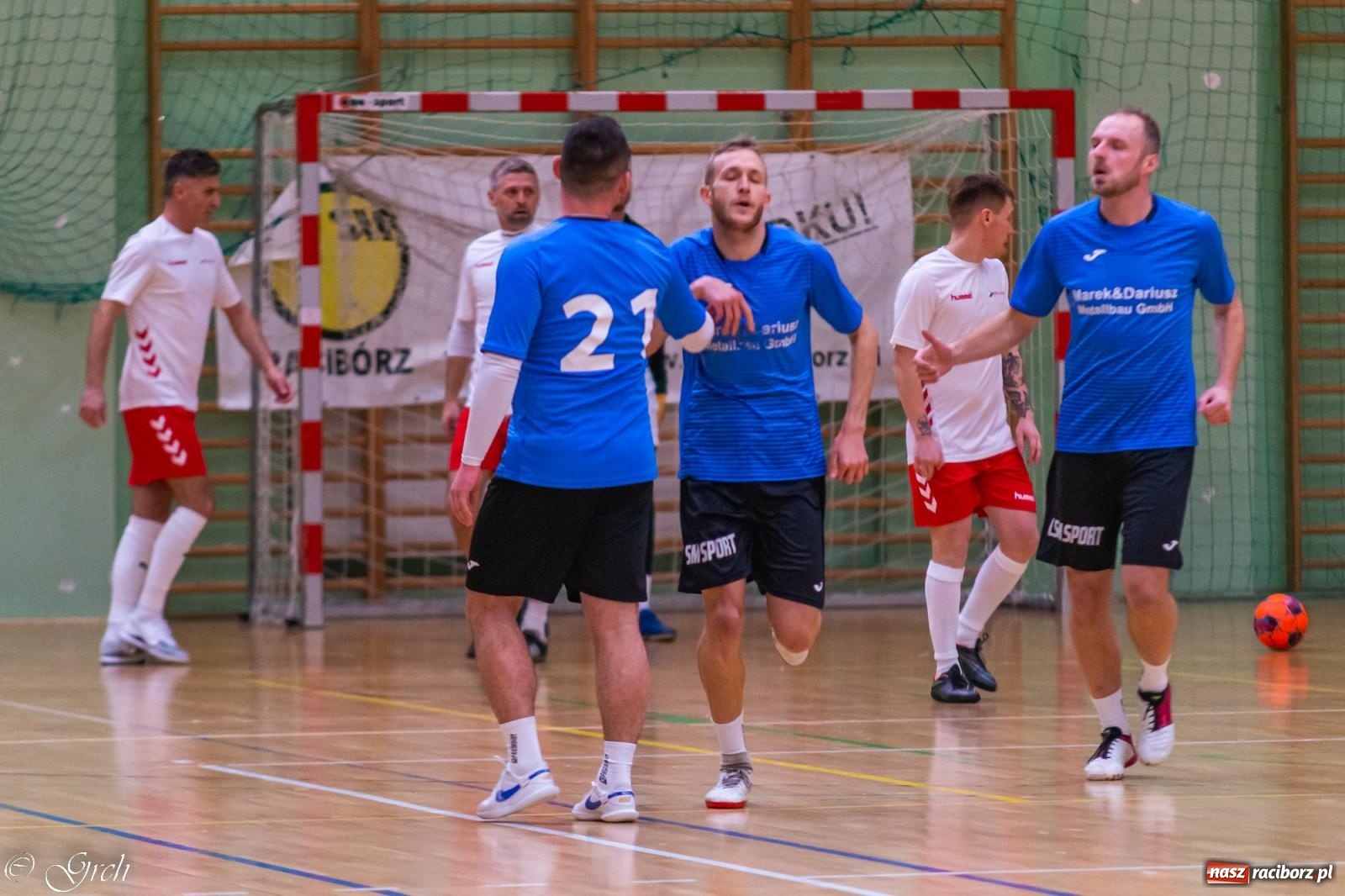 Zdjęcie w galerii na portalu naszraciborz.pl: Pierwszoligowe emocje w HLPN [FOTO] wiadomości z regionu