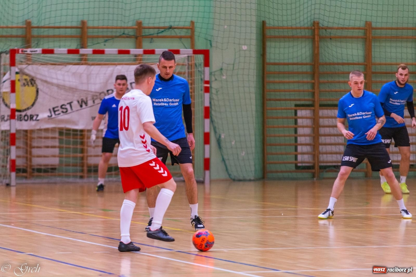 Zdjęcie w galerii na portalu naszraciborz.pl: Pierwszoligowe emocje w HLPN [FOTO] wiadomości z regionu