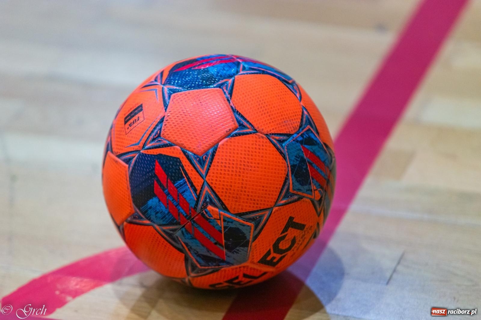 Zdjęcie w galerii na portalu naszraciborz.pl: Pierwszoligowe emocje w HLPN [FOTO] wiadomości z regionu