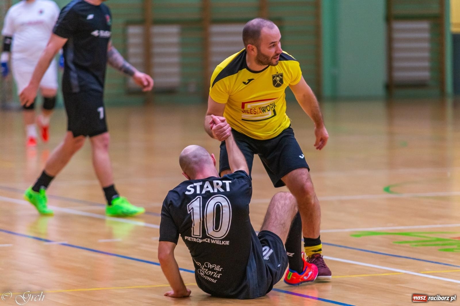 Zdjęcie w galerii na portalu naszraciborz.pl: Pierwszoligowe emocje w HLPN [FOTO] wiadomości z regionu