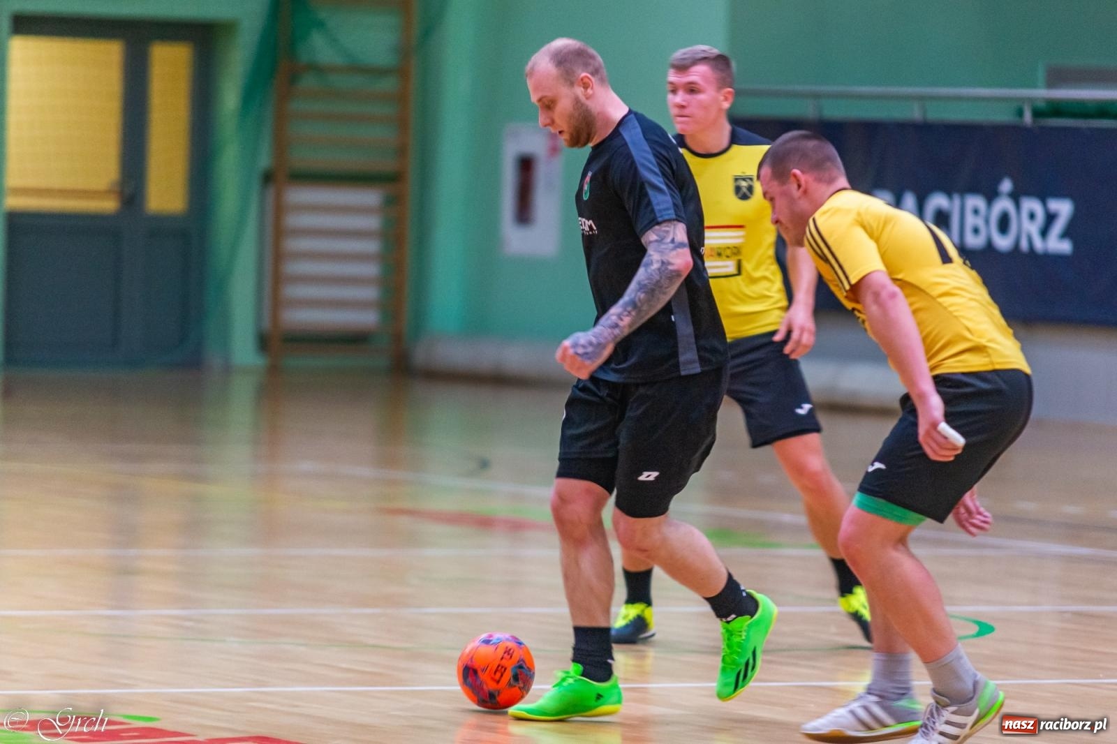 Zdjęcie w galerii na portalu naszraciborz.pl: Pierwszoligowe emocje w HLPN [FOTO] wiadomości z regionu