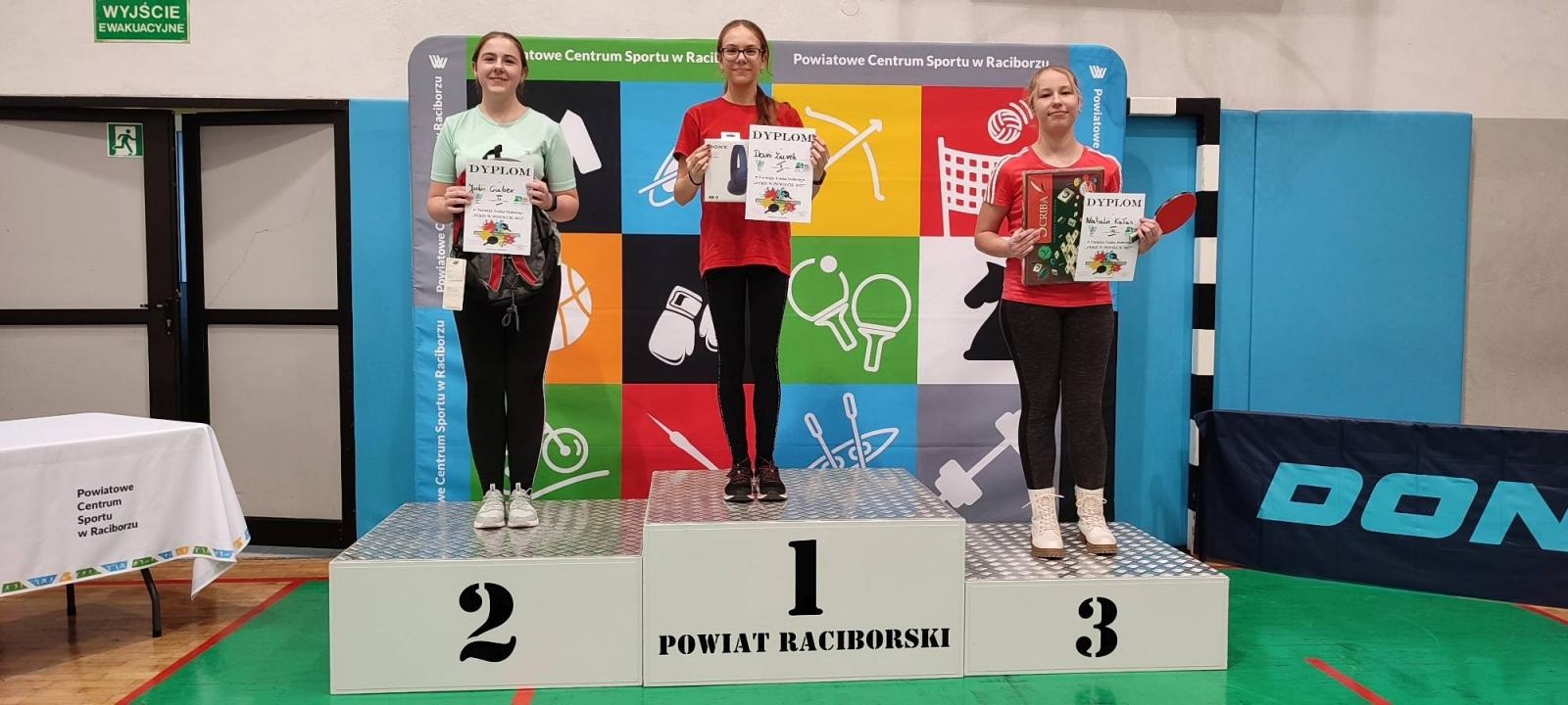 Zdjęcie w galerii na portalu naszraciborz.pl: Tenisowe zmagania w raciborskim PCS-ie wiadomości z regionu