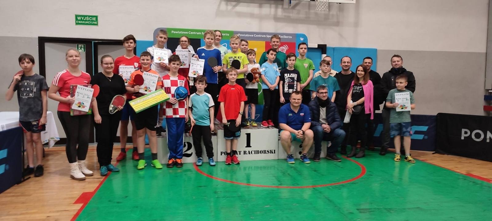 Zdjęcie w galerii na portalu naszraciborz.pl: Tenisowe zmagania w raciborskim PCS-ie wiadomości z regionu