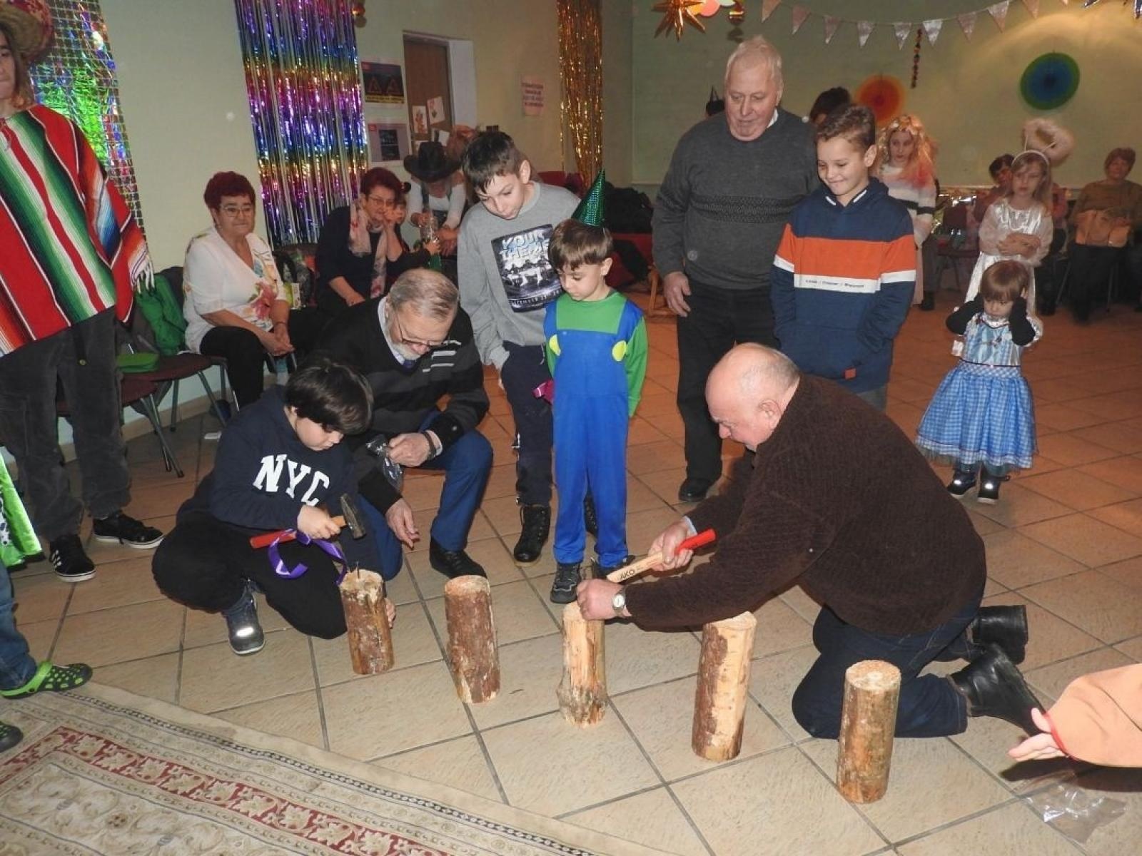 Zdjęcie w galerii na portalu naszraciborz.pl: Inny niż zwykle. Dzień babci i dziadka w Łubowicach wiadomości z regionu