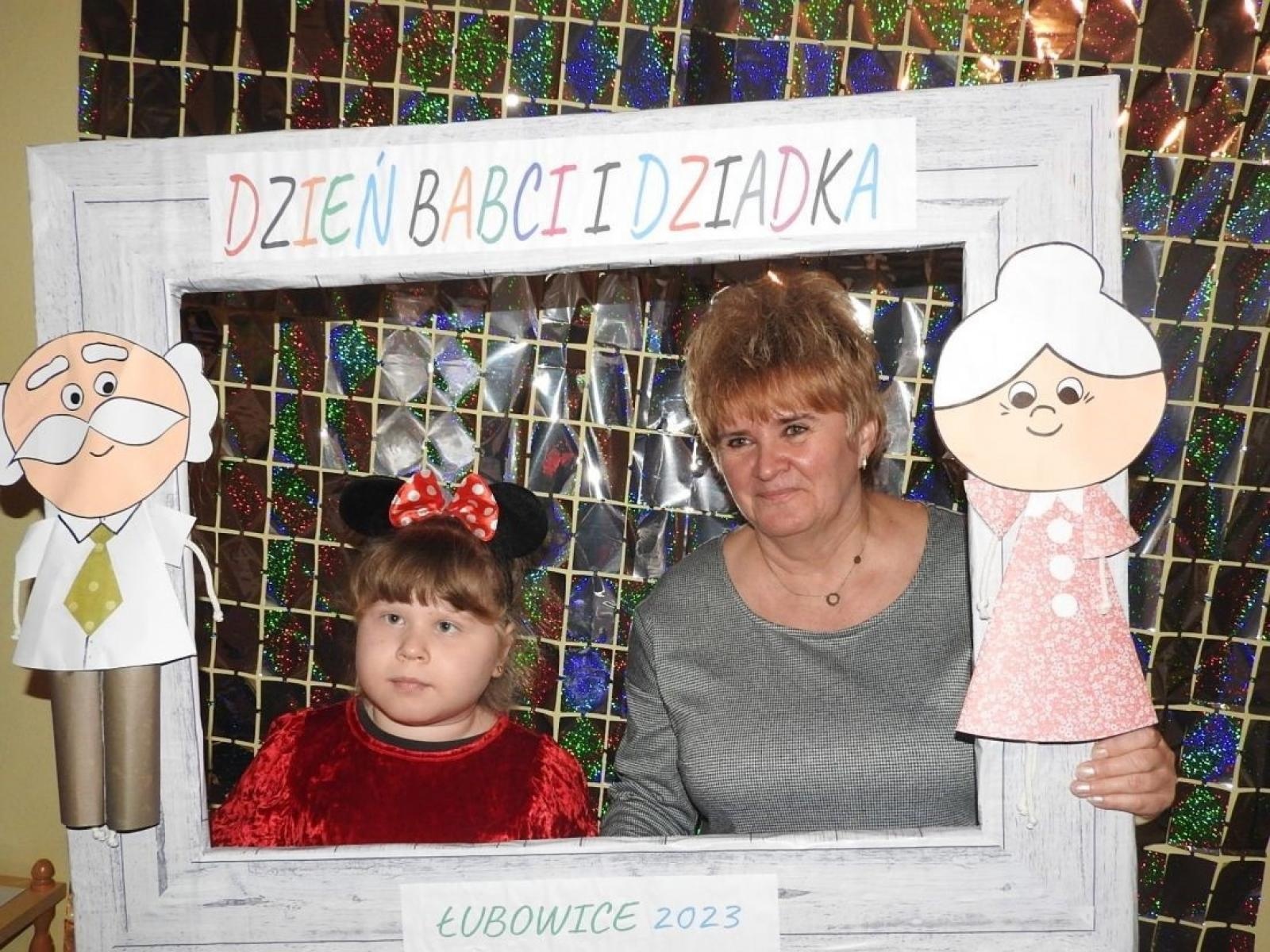 Zdjęcie w galerii na portalu naszraciborz.pl: Inny niż zwykle. Dzień babci i dziadka w Łubowicach wiadomości z regionu