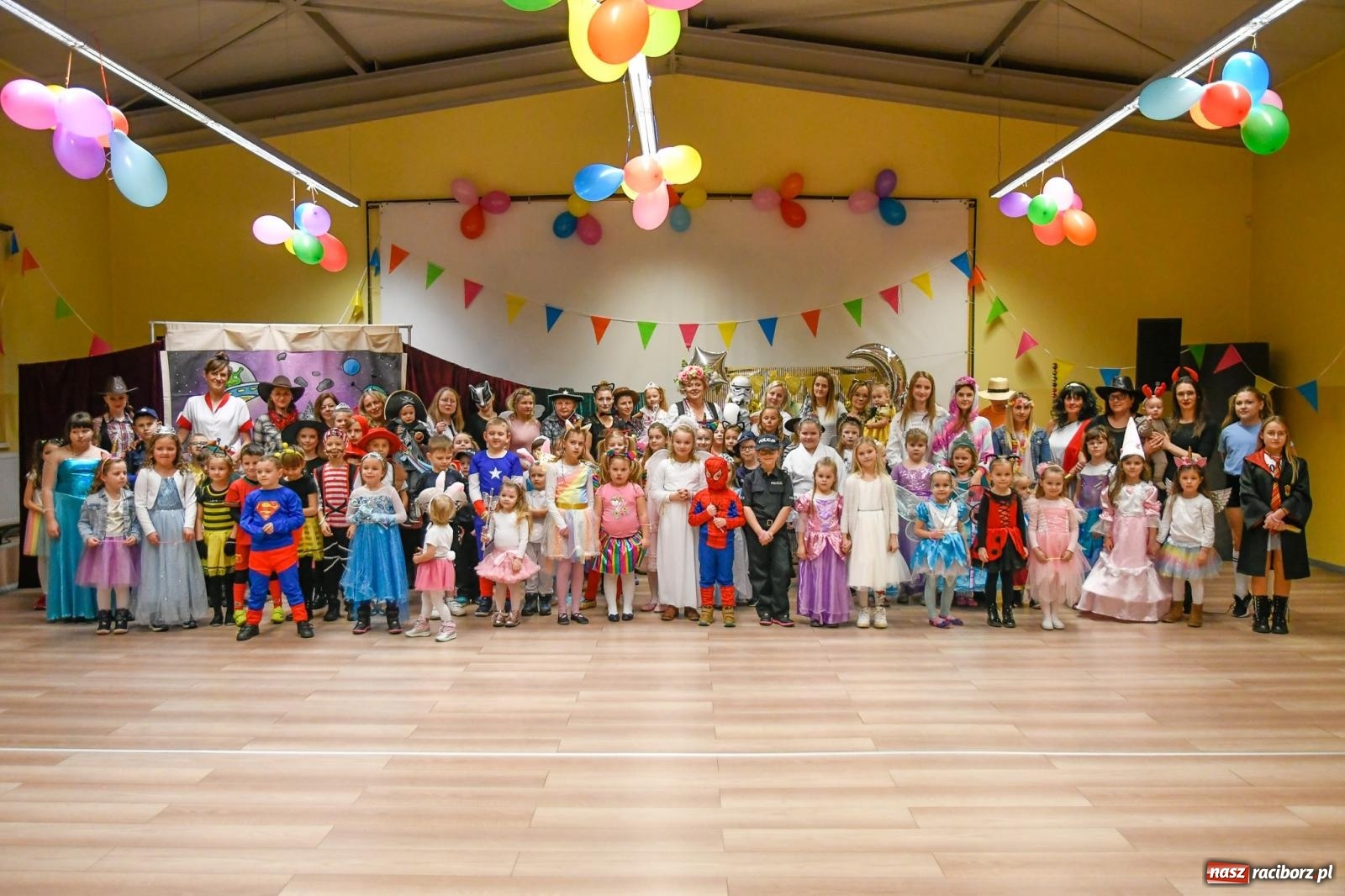 Zdjęcie w galerii na portalu naszraciborz.pl: W Pietrowicach Wielkich bal na 102! [FOTO i WIDEO] wiadomości z regionu