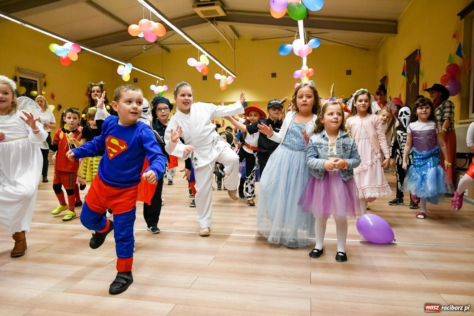 Zdjęcie w galerii na portalu naszraciborz.pl: W Pietrowicach Wielkich bal na 102! [FOTO i WIDEO] wiadomości z regionu