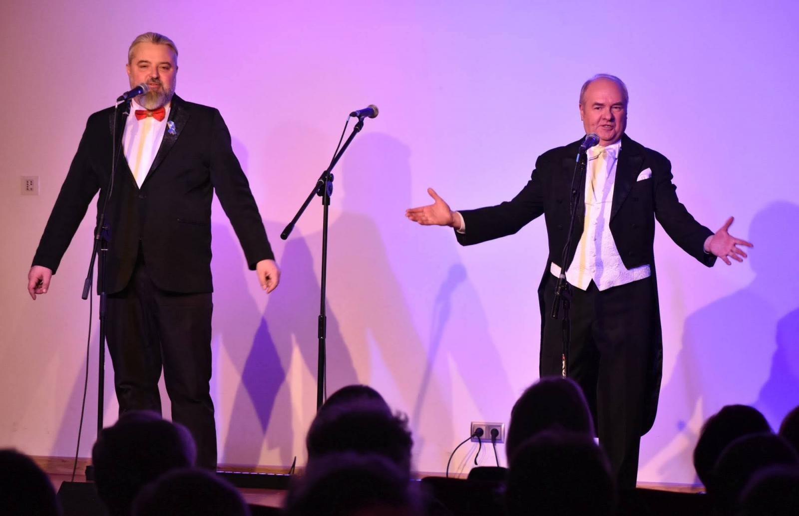 Zdjęcie w galerii na portalu naszraciborz.pl: Operetkowe przeboje z nutką humoru na zamku wiadomości z regionu