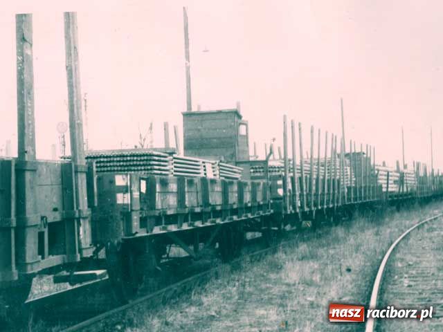 Zdjęcie w galerii na portalu naszraciborz.pl: Rafako na starych zdjęciach wiadomości z regionu