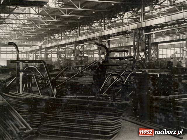 Zdjęcie w galerii na portalu naszraciborz.pl: Rafako na starych zdjęciach wiadomości z regionu