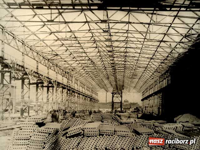 Zdjęcie w galerii na portalu naszraciborz.pl: Rafako na starych zdjęciach wiadomości z regionu