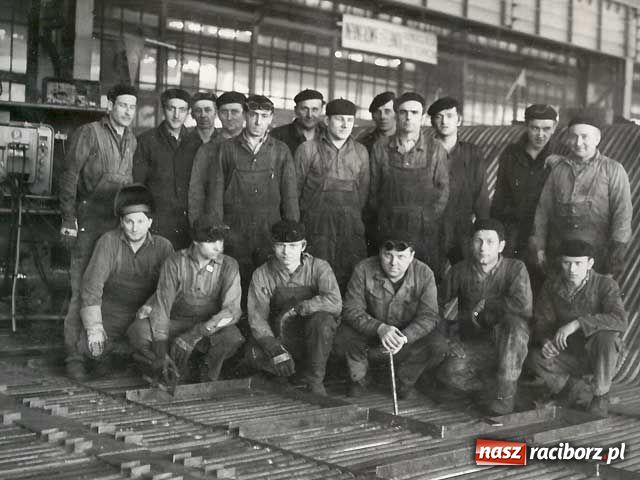 Zdjęcie w galerii na portalu naszraciborz.pl: Rafako na starych zdjęciach wiadomości z regionu