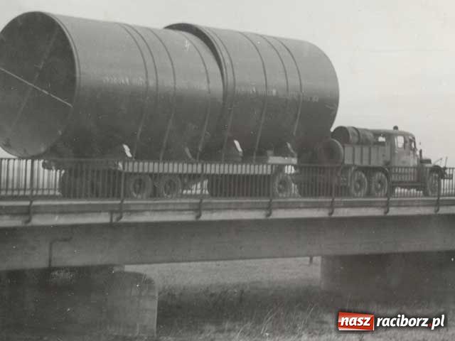 Zdjęcie w galerii na portalu naszraciborz.pl: Rafako na starych zdjęciach wiadomości z regionu