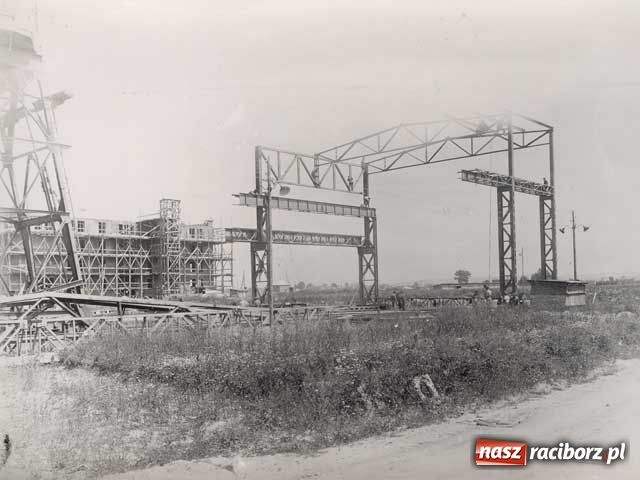 Zdjęcie w galerii na portalu naszraciborz.pl: Rafako na starych zdjęciach wiadomości z regionu