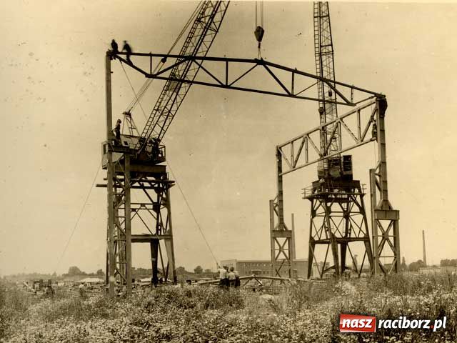 Zdjęcie w galerii na portalu naszraciborz.pl: Rafako na starych zdjęciach wiadomości z regionu