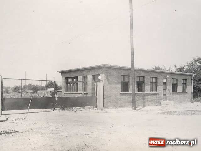 Zdjęcie w galerii na portalu naszraciborz.pl: Rafako na starych zdjęciach wiadomości z regionu