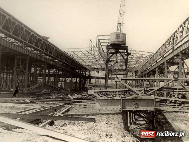 Zdjęcie w galerii na portalu naszraciborz.pl: Rafako na starych zdjęciach wiadomości z regionu