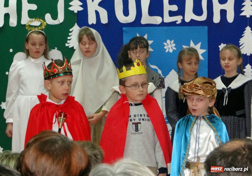 Zdjęcie w galerii na portalu naszraciborz.pl: Zachwycające jasełka w Zawadzie wiadomości z regionu