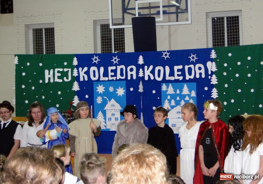 Zdjęcie w galerii na portalu naszraciborz.pl: Zachwycające jasełka w Zawadzie wiadomości z regionu