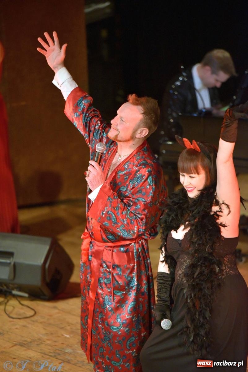 Zdjęcie w galerii na portalu naszraciborz.pl: Baśń dla dorosłych - operetka i musical na deskach RCK [FOTO i WIDEO] wiadomości z regionu