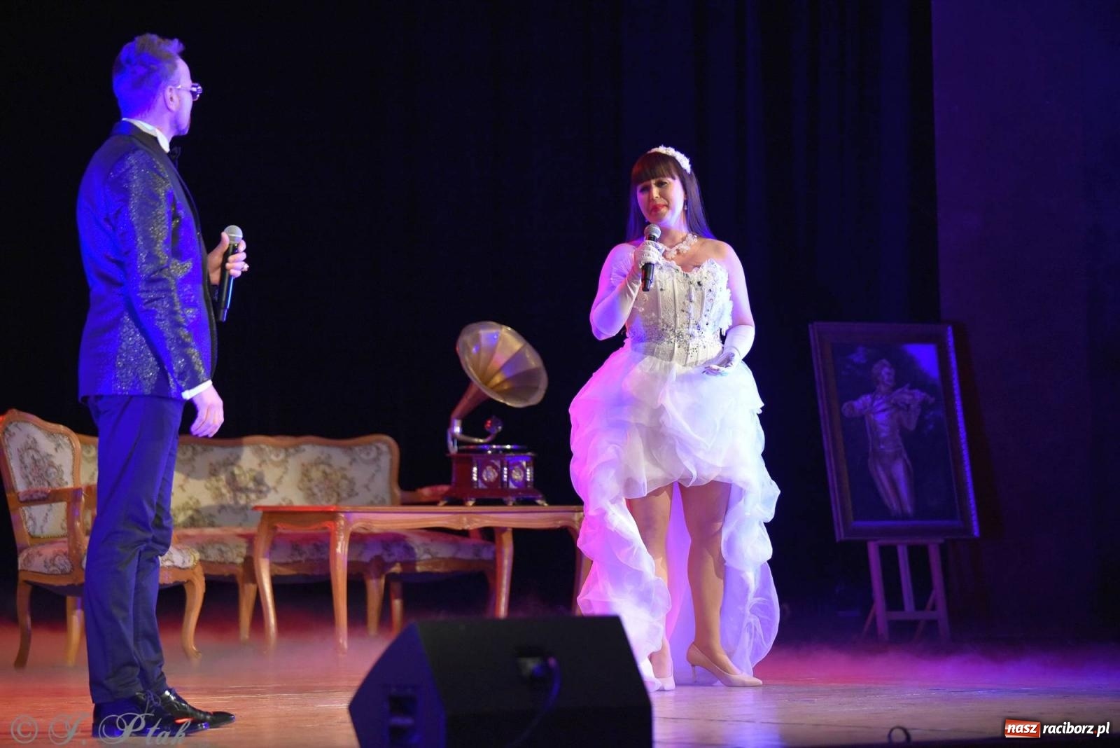 Zdjęcie w galerii na portalu naszraciborz.pl: Baśń dla dorosłych - operetka i musical na deskach RCK [FOTO i WIDEO] wiadomości z regionu