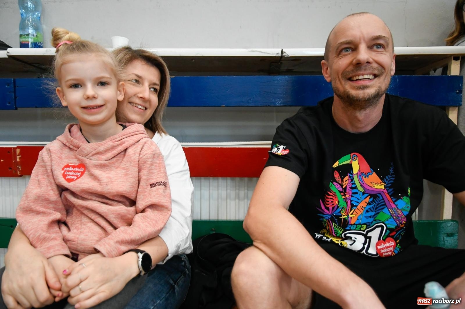 Zdjęcie w galerii na portalu naszraciborz.pl: Siatkarskie show przy Klasztornej. Olimpijczycy zagrali dla WOŚP [FOTO i WIDEO] wiadomości z regionu