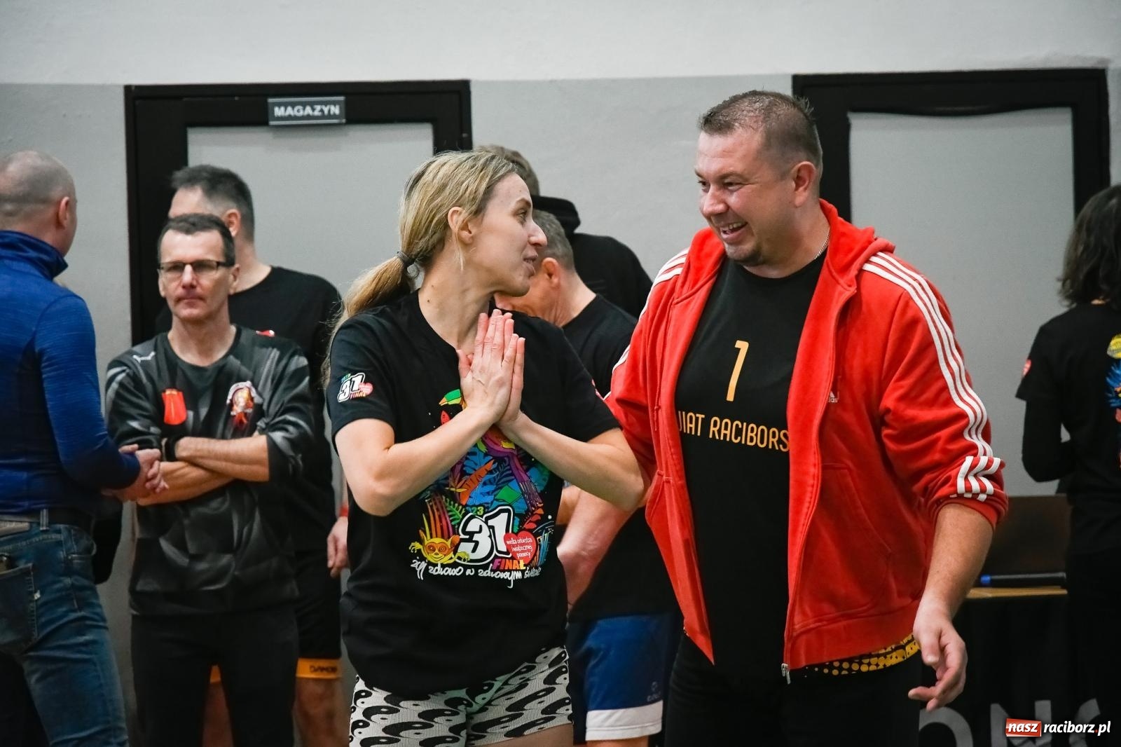 Zdjęcie w galerii na portalu naszraciborz.pl: Siatkarskie show przy Klasztornej. Olimpijczycy zagrali dla WOŚP [FOTO i WIDEO] wiadomości z regionu