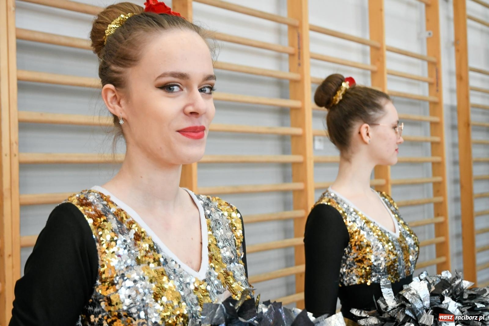 Zdjęcie w galerii na portalu naszraciborz.pl: Siatkarskie show przy Klasztornej. Olimpijczycy zagrali dla WOŚP [FOTO i WIDEO] wiadomości z regionu