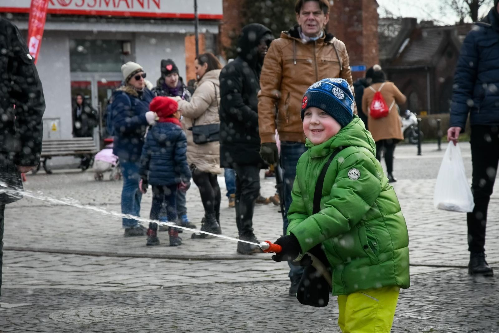 Zdjęcie w galerii na portalu naszraciborz.pl: Racibórz na żywo w TVN. Orkiestra gra na Rynku [FOTO i WIDEO] wiadomości z regionu