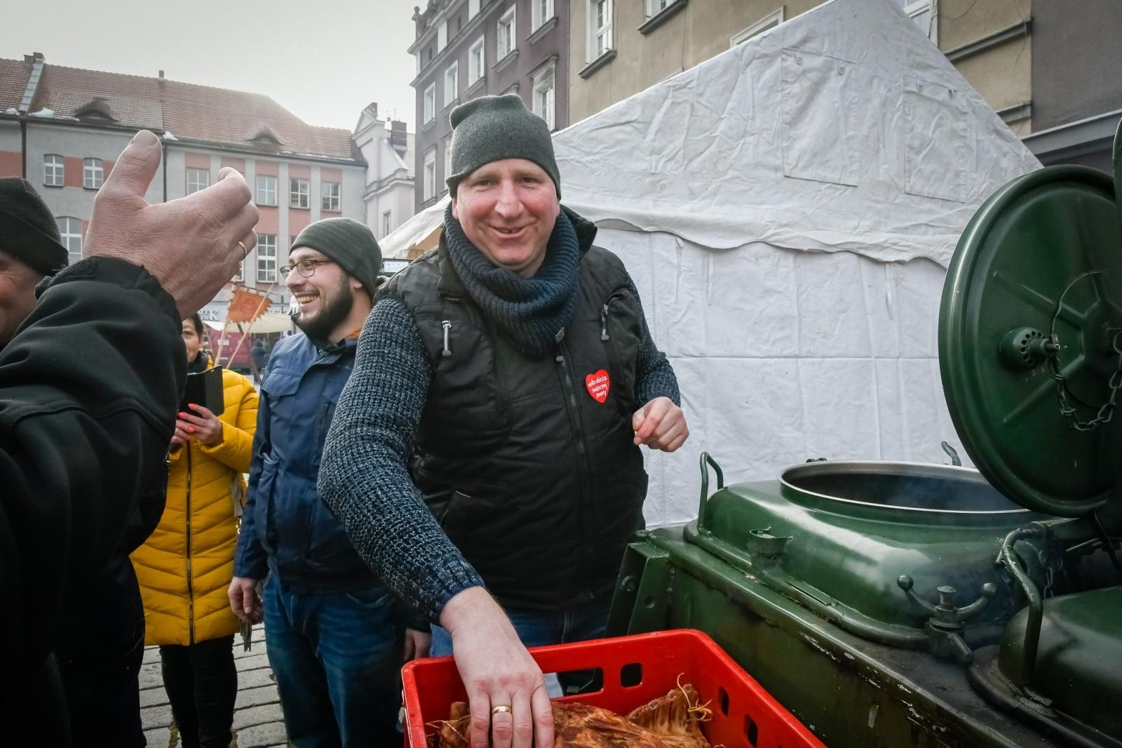 Zdjęcie w galerii na portalu naszraciborz.pl: Racibórz na żywo w TVN. Orkiestra gra na Rynku [FOTO i WIDEO] wiadomości z regionu