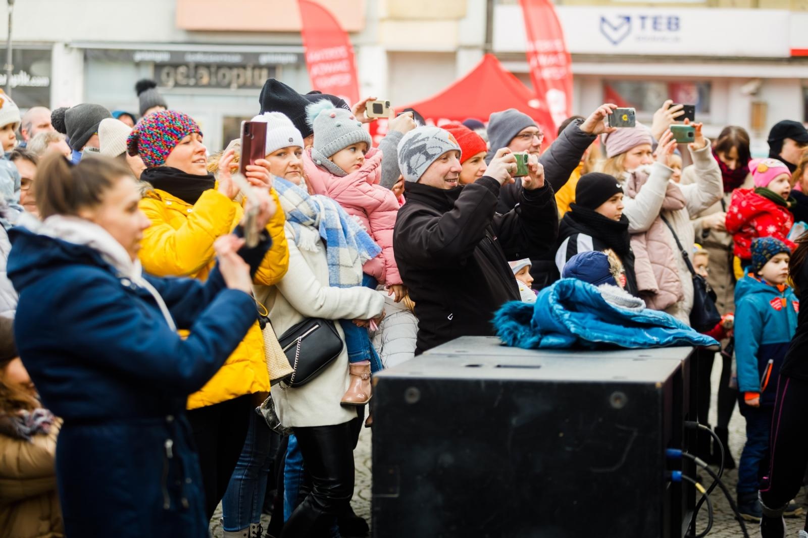 Zdjęcie w galerii na portalu naszraciborz.pl: Racibórz na żywo w TVN. Orkiestra gra na Rynku [FOTO i WIDEO] wiadomości z regionu
