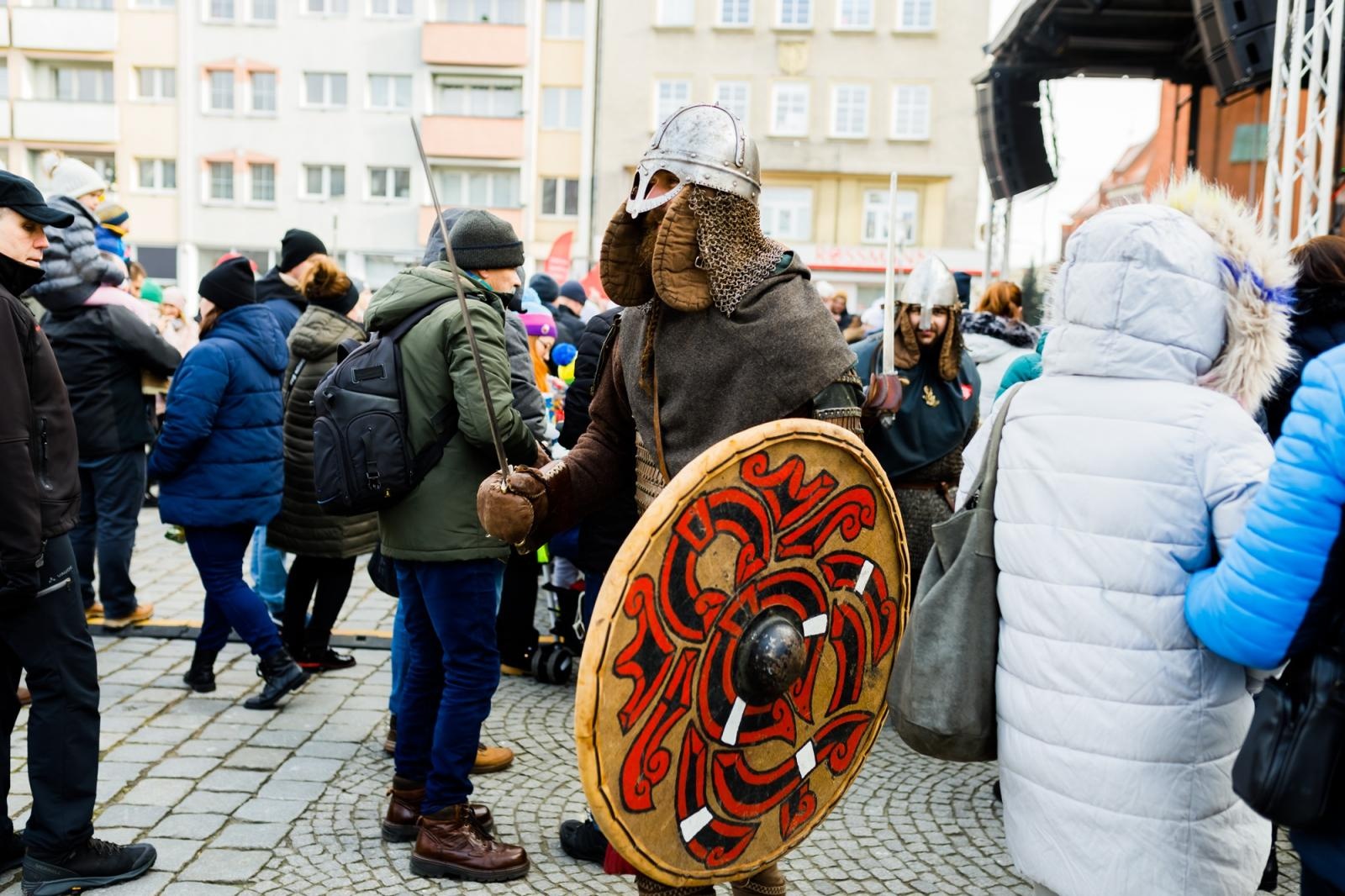 Zdjęcie w galerii na portalu naszraciborz.pl: Racibórz na żywo w TVN. Orkiestra gra na Rynku [FOTO i WIDEO] wiadomości z regionu