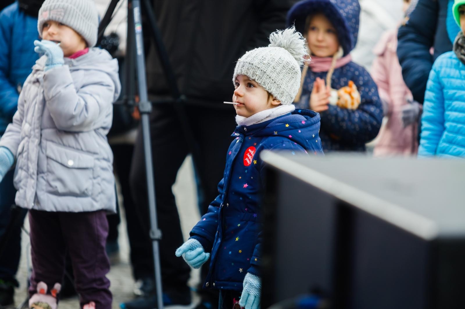 Zdjęcie w galerii na portalu naszraciborz.pl: Racibórz na żywo w TVN. Orkiestra gra na Rynku [FOTO i WIDEO] wiadomości z regionu