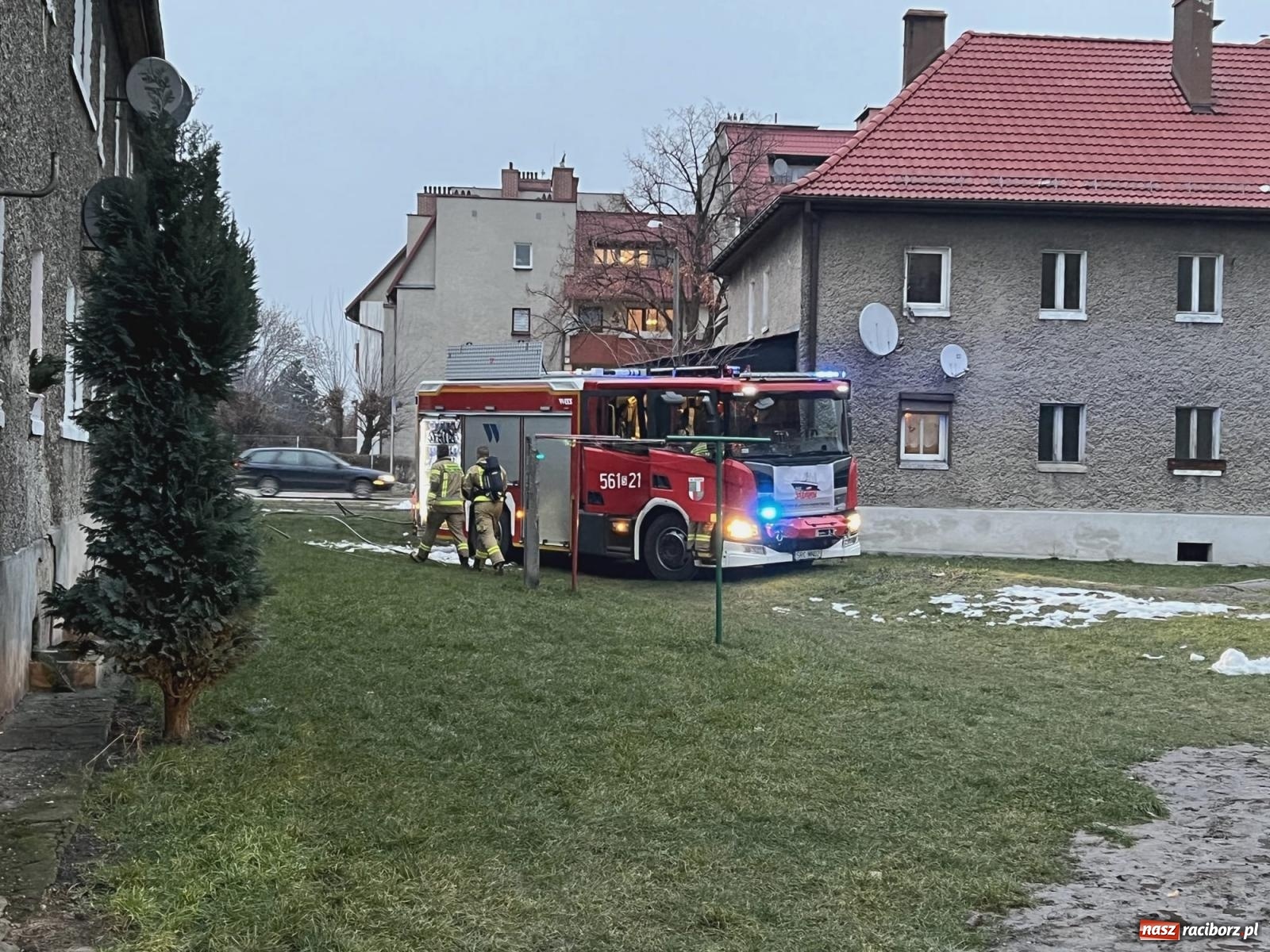 Zdjęcie w galerii na portalu naszraciborz.pl: W Raciborzu grasuje podpalacz śmietników? [FOTO] wiadomości z regionu
