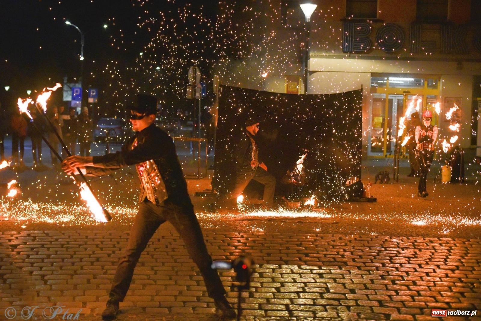 Zdjęcie w galerii na portalu naszraciborz.pl: 31 finał WOŚP w powiecie raciborskim. Zebrano blisko 300 tys. zł wiadomości z regionu