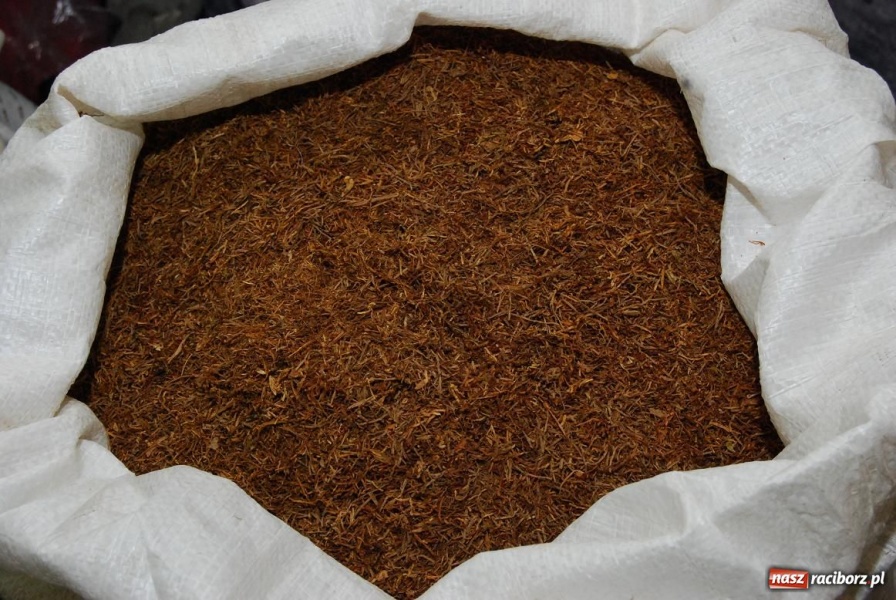 Zdjęcie w galerii na portalu naszraciborz.pl: Ujawnili karabin i pistolet maszynowy wiadomości z regionu