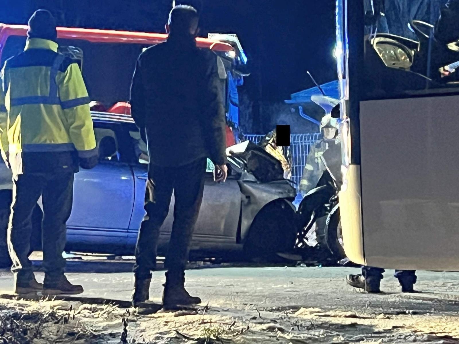 Zdjęcie w galerii na portalu naszraciborz.pl: Dziesięć osób poszkodowanych w wypadku busa i osobówki na trasie Racibórz-Rybnik wiadomości z regionu