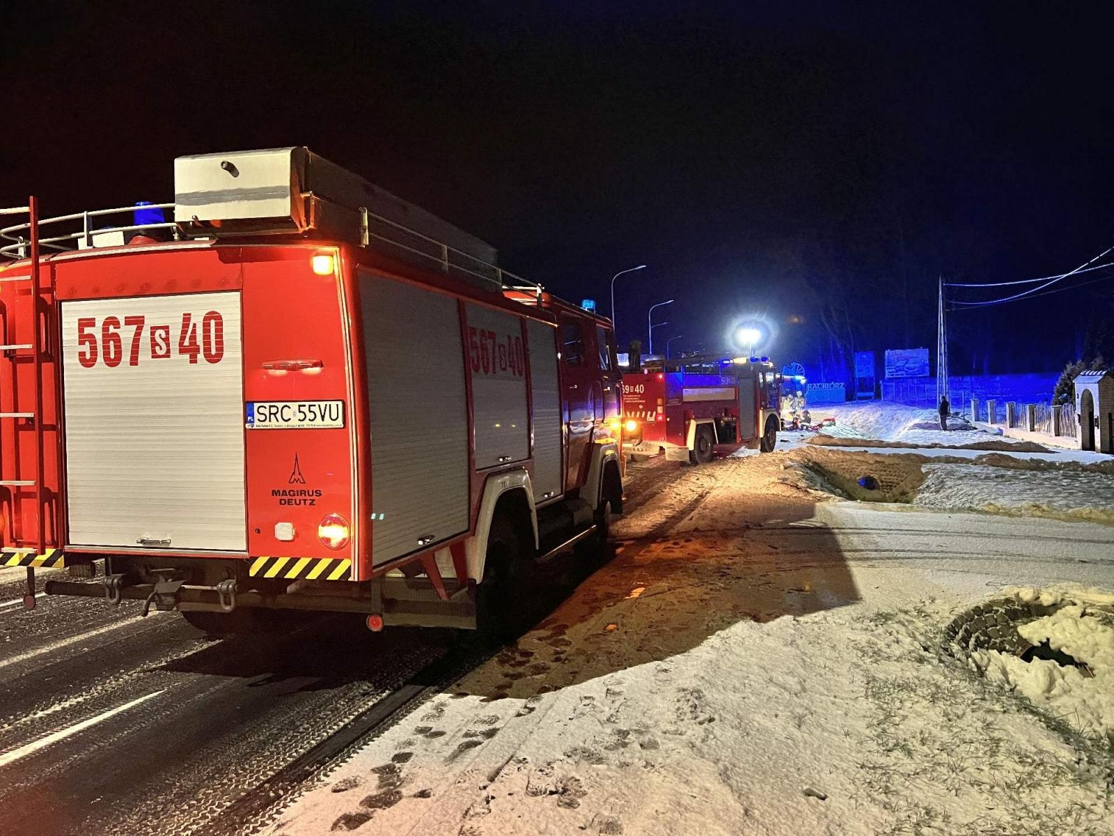 Zdjęcie w galerii na portalu naszraciborz.pl: Dziesięć osób poszkodowanych w wypadku busa i osobówki na trasie Racibórz-Rybnik wiadomości z regionu