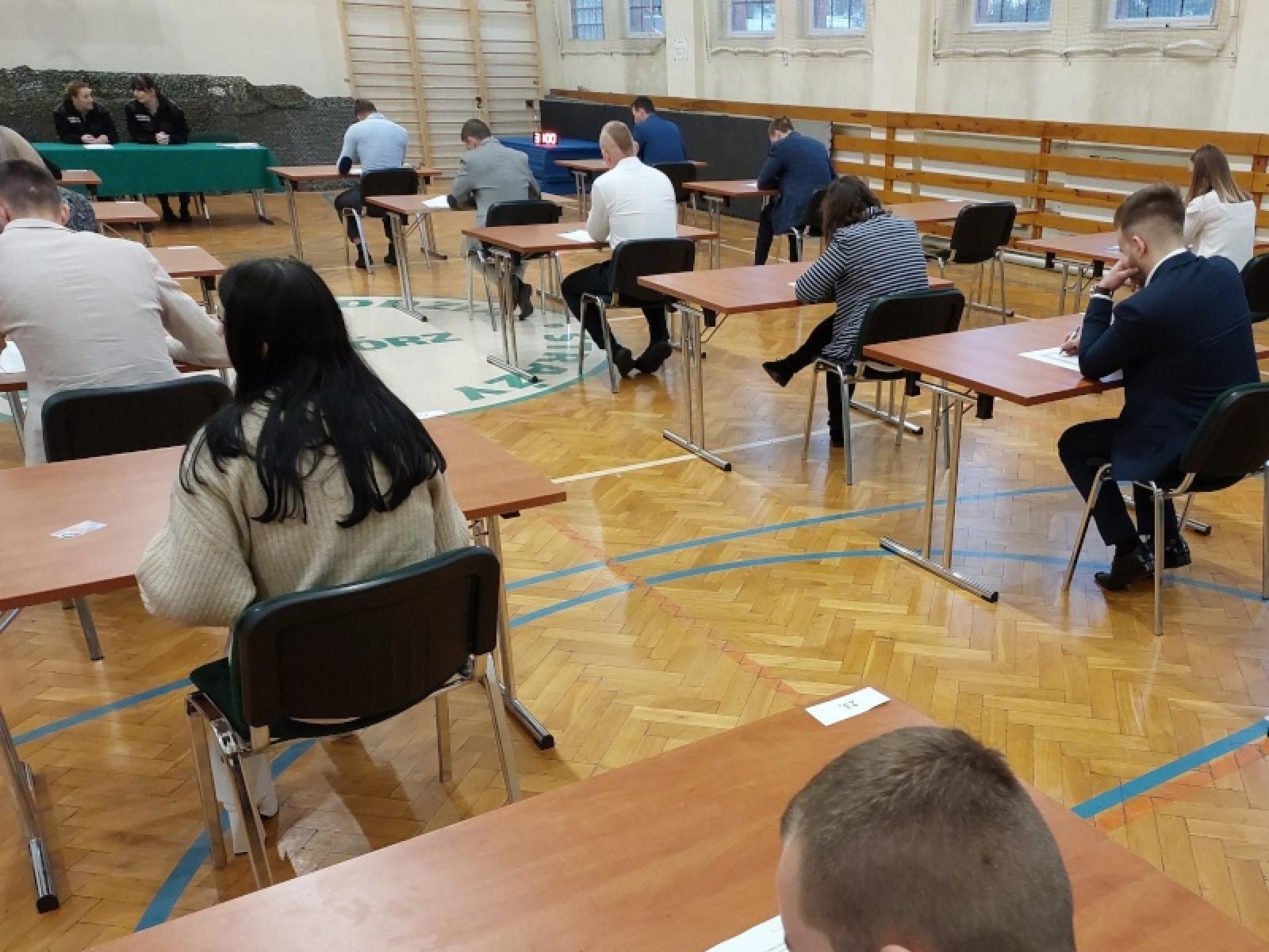 Zdjęcie w galerii na portalu naszraciborz.pl: Chętnych nie brakuje. Test nie był łatwy wiadomości z regionu