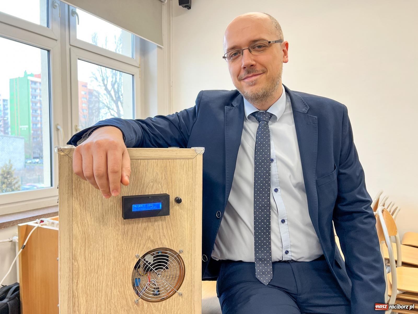 Zdjęcie w galerii na portalu naszraciborz.pl: Domowa tężnia i hybrydowe magazynowanie energii. Przegląd projektów w raciborskiej ANS wiadomości z regionu