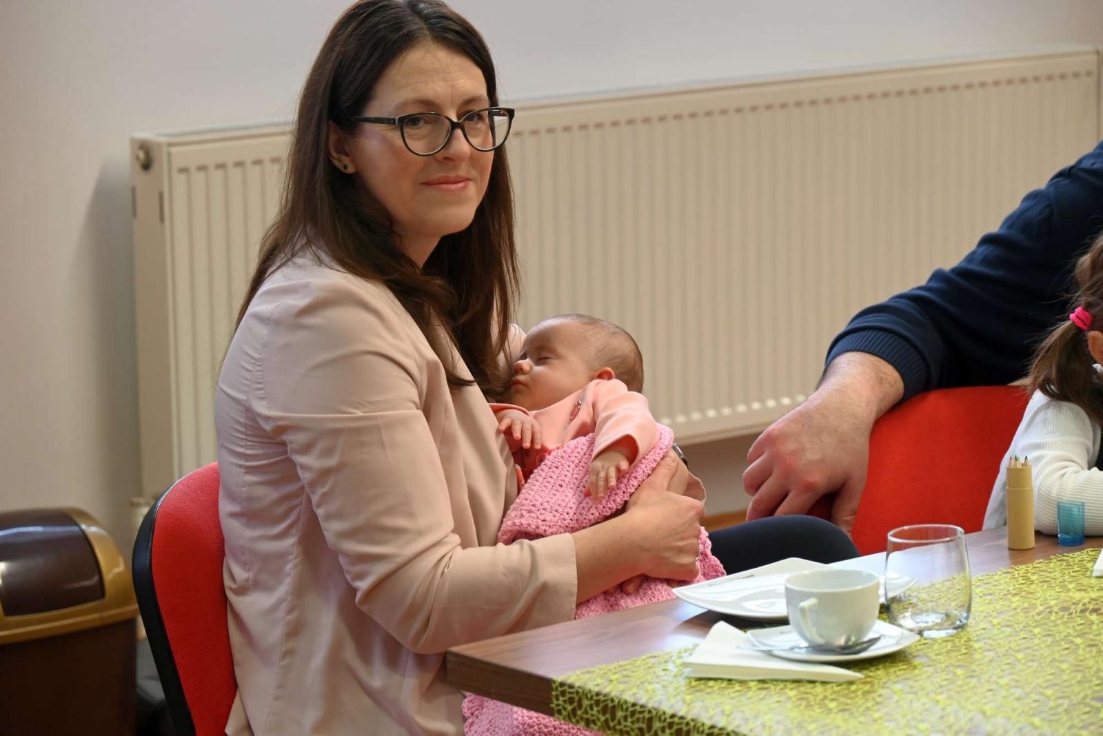 Zdjęcie w galerii na portalu naszraciborz.pl: W gminie Krzyżanowice przywitano najmłodszych obywateli wiadomości z regionu