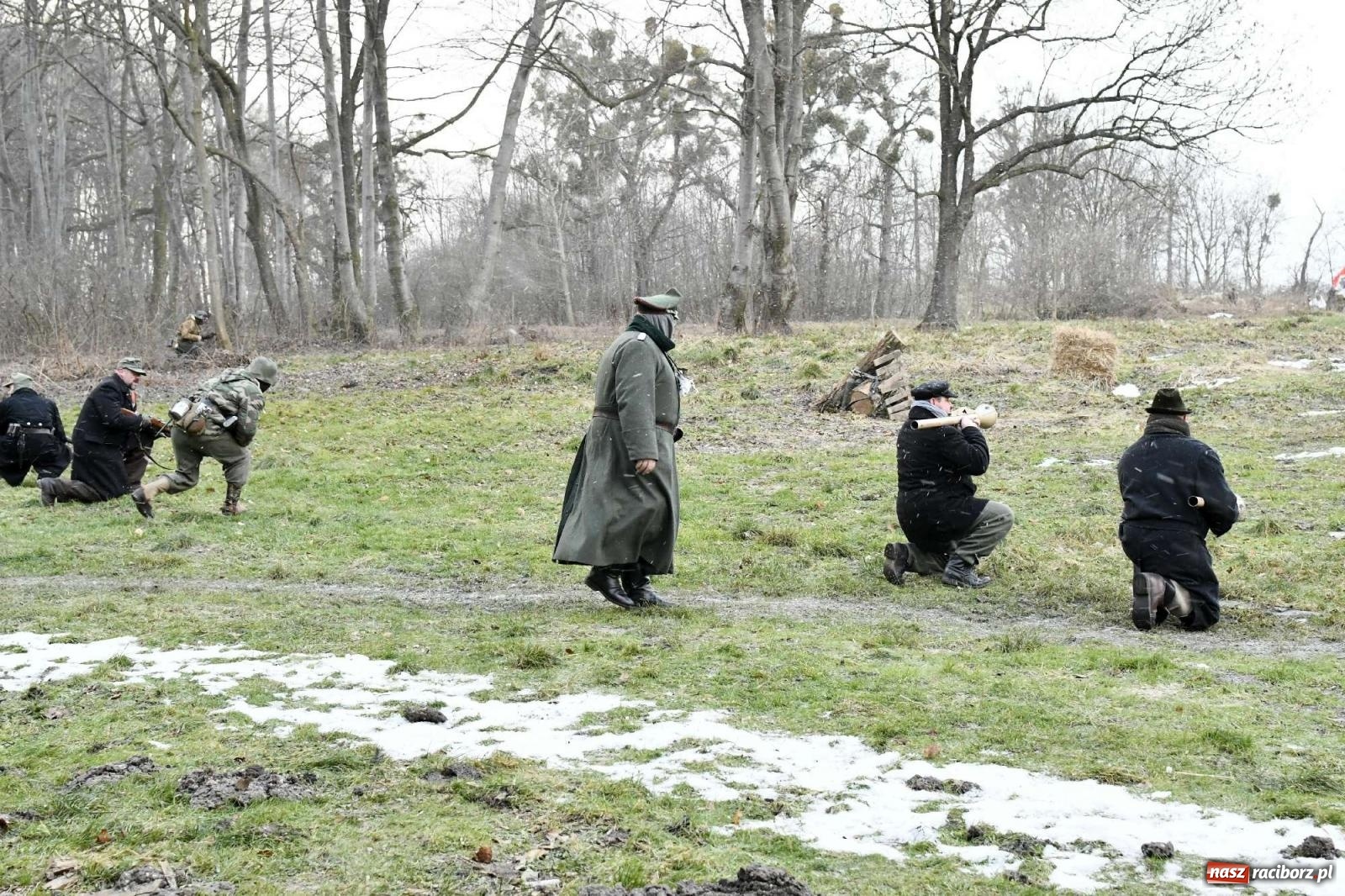 Zdjęcie w galerii na portalu naszraciborz.pl: Bitwa o Sławików - rekonstrukcja bitwy z 1945 r. [FOTO i WIDEO] wiadomości z regionu