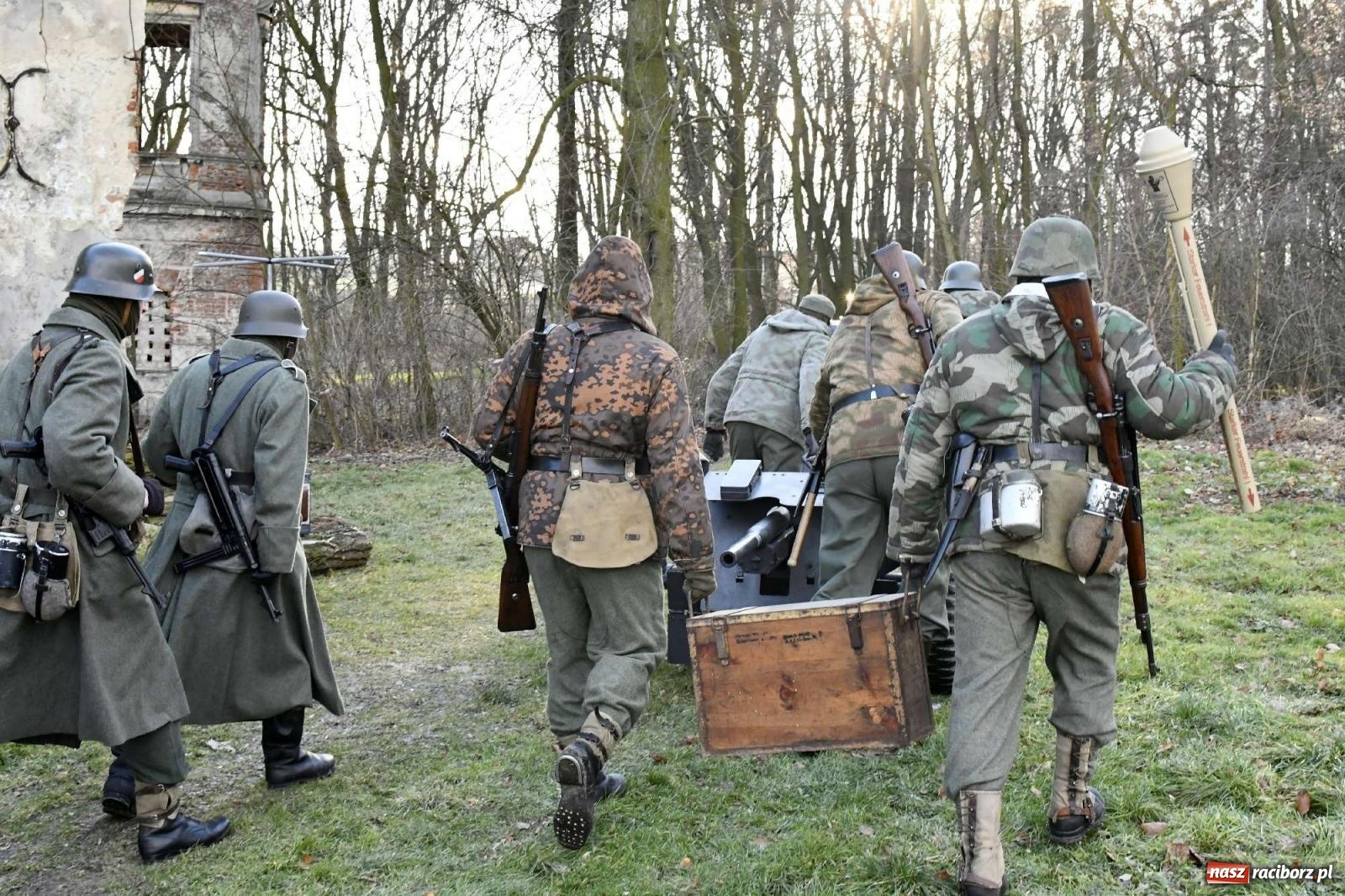 Zdjęcie w galerii na portalu naszraciborz.pl: Bitwa o Sławików - rekonstrukcja bitwy z 1945 r. [FOTO i WIDEO] wiadomości z regionu