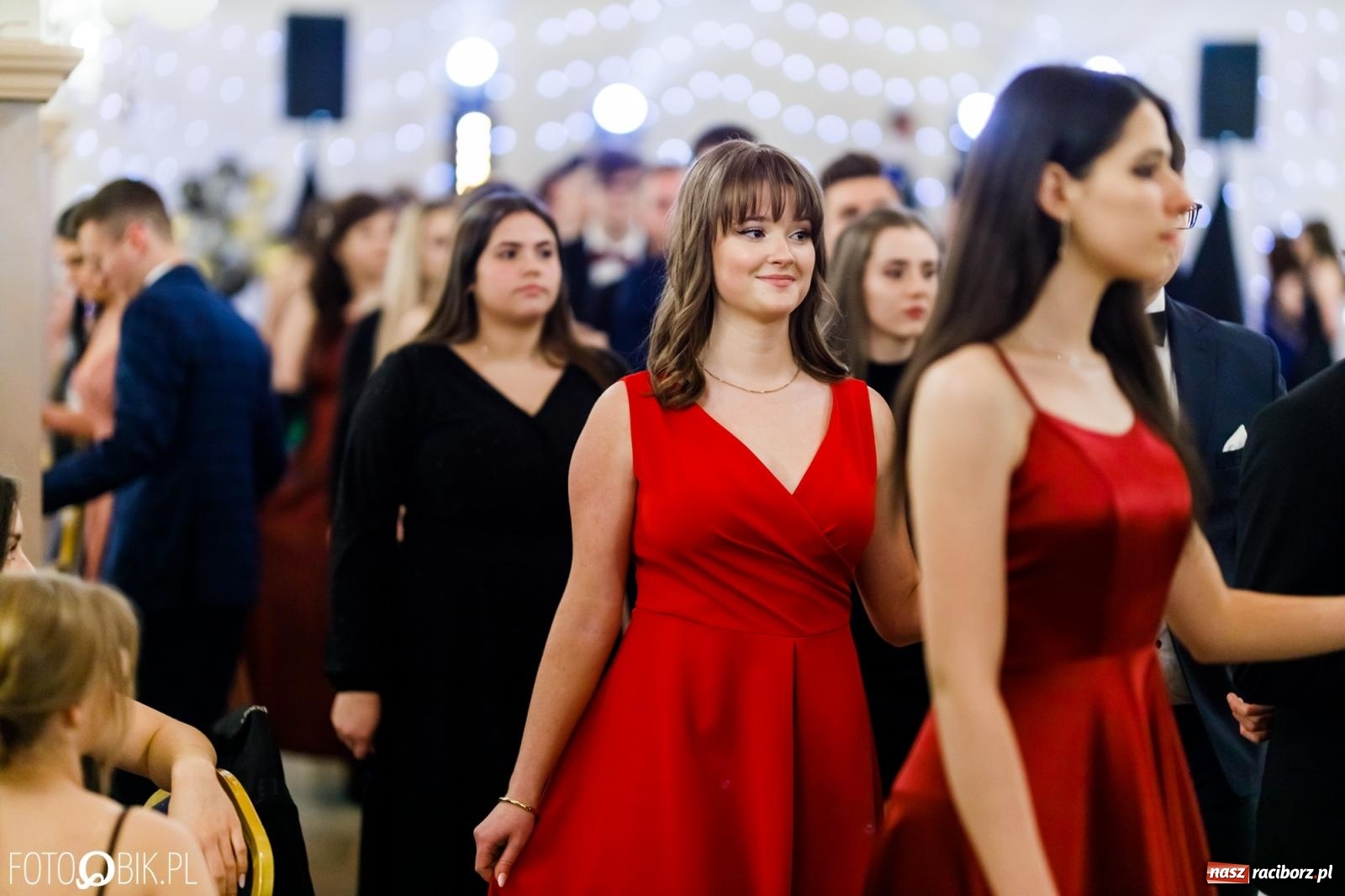 Zdjęcie w galerii na portalu naszraciborz.pl: Studniówka II LO im. Adama Mickiewicza [FOTO i WIDEO] wiadomości z regionu