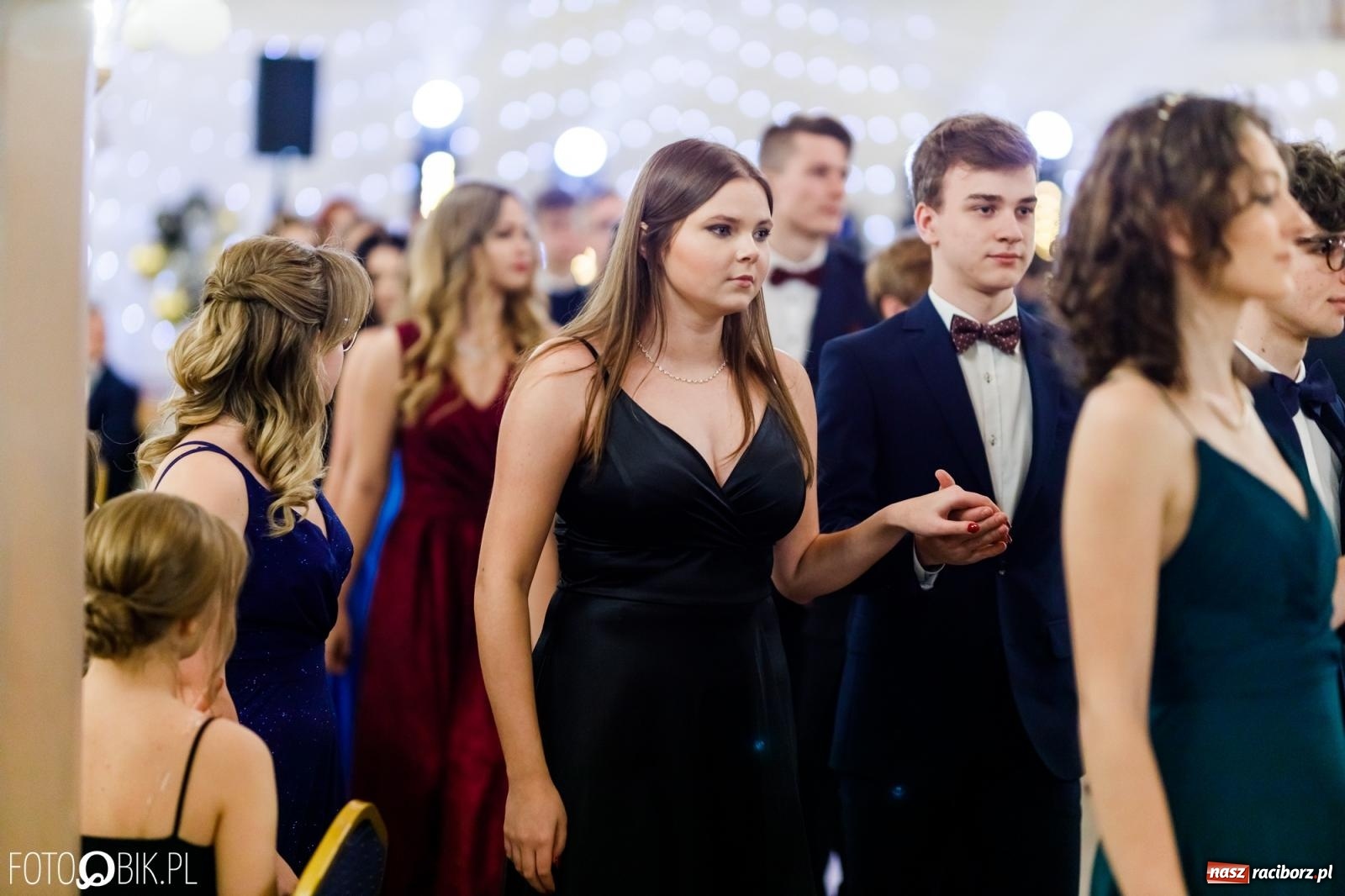 Zdjęcie w galerii na portalu naszraciborz.pl: Studniówka II LO im. Adama Mickiewicza [FOTO i WIDEO] wiadomości z regionu