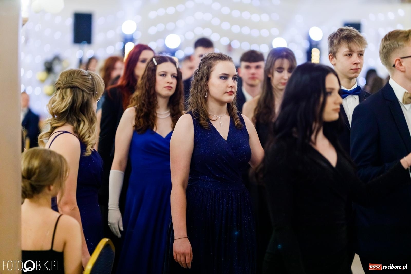 Zdjęcie w galerii na portalu naszraciborz.pl: Studniówka II LO im. Adama Mickiewicza [FOTO i WIDEO] wiadomości z regionu